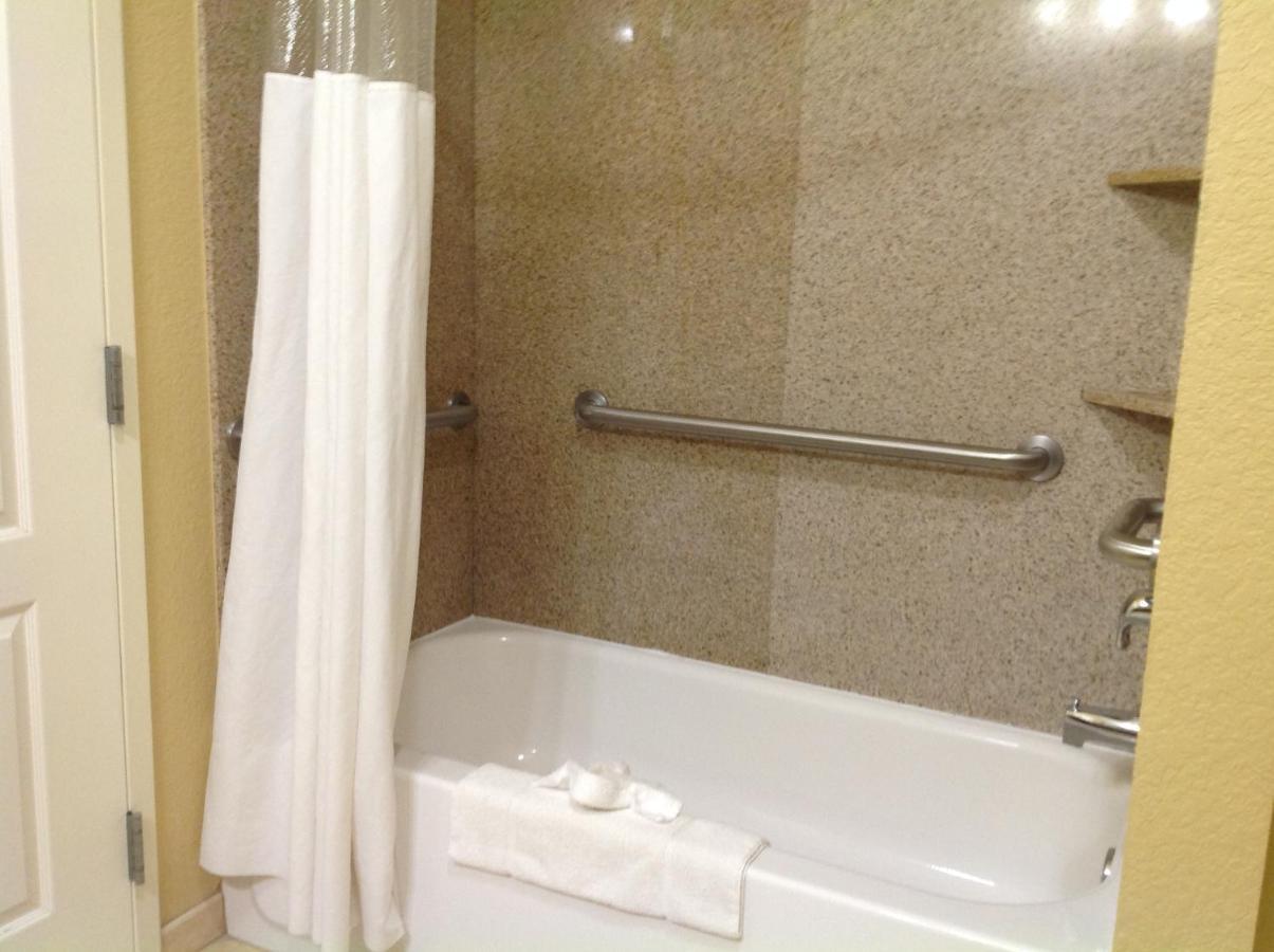 Hotel La Quinta By Wyndham Vicksburg Esterno foto