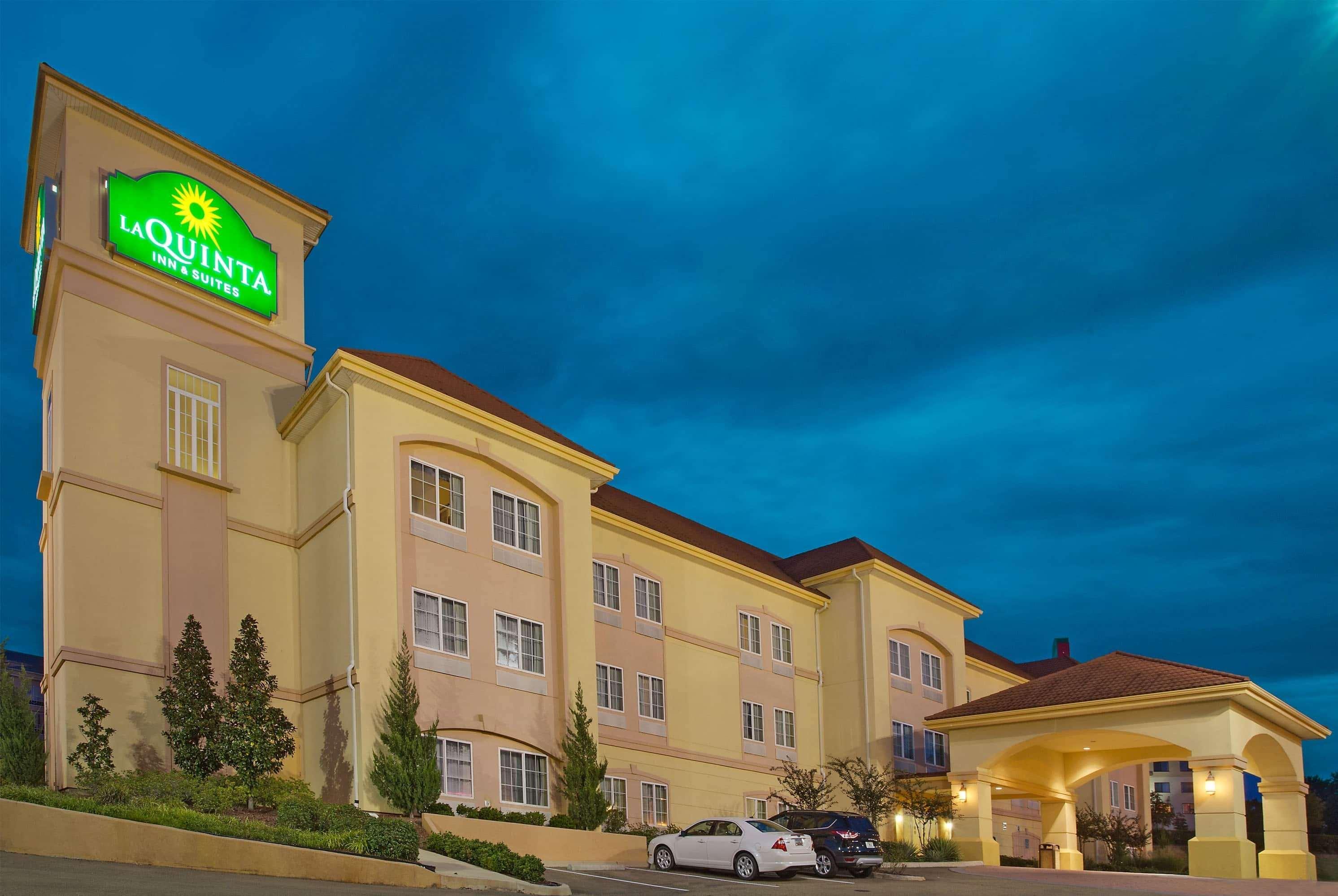 Hotel La Quinta By Wyndham Vicksburg Esterno foto